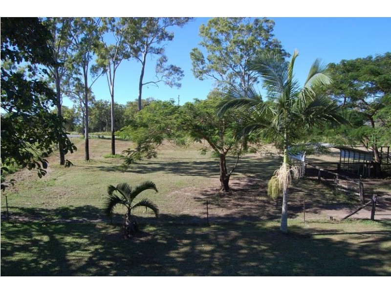 15 Johnsons Road, Koumala QLD 4738