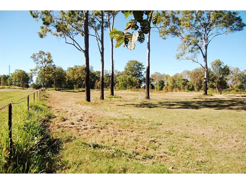 15 Johnsons Road, Koumala QLD 4738