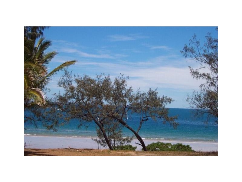 65 Rasmussen Avenue, Salonika Beach QLD 4740