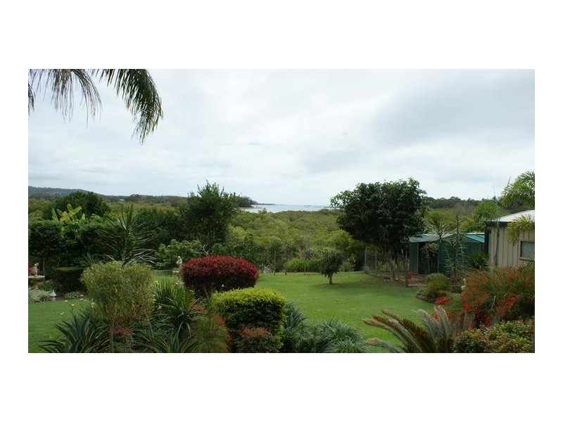 18 Morris Street, Campwin Beach QLD 4737