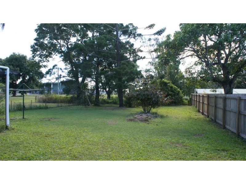 6 Breen Street, Sarina QLD 4737