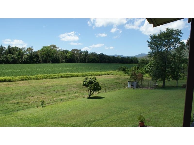 29 Upper Alligator Creek Road, Sarina QLD 4737