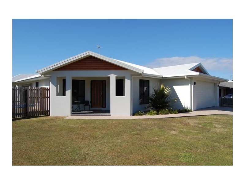 24 Swan Street, Armstrong Beach QLD 4737
