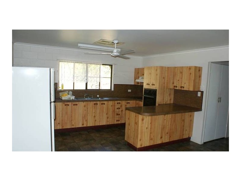 95 Smarts Road, Koumala QLD 4738