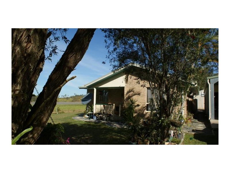 215 Cliftonville Road, Sarina QLD 4737