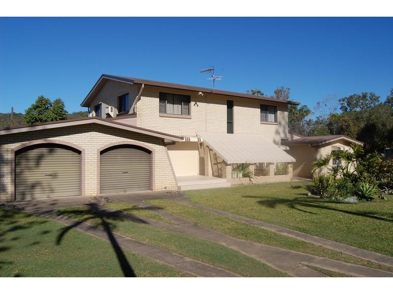 147 Range Road, Sarina QLD 4737