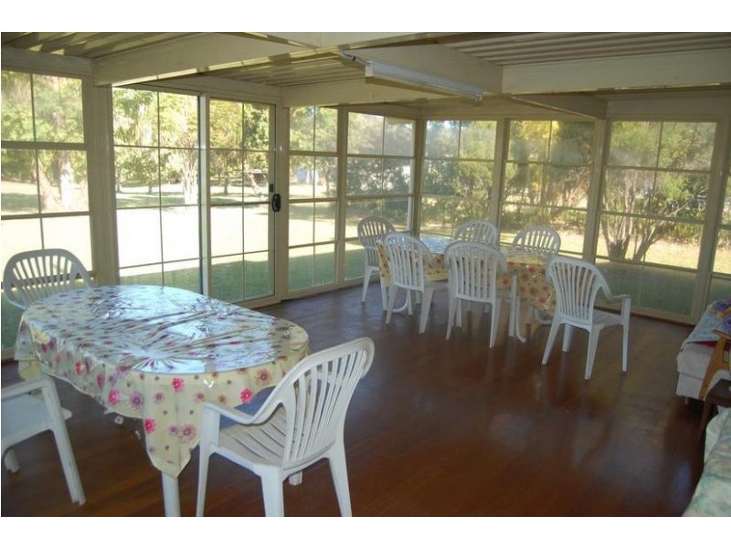 147 Range Road, Sarina QLD 4737