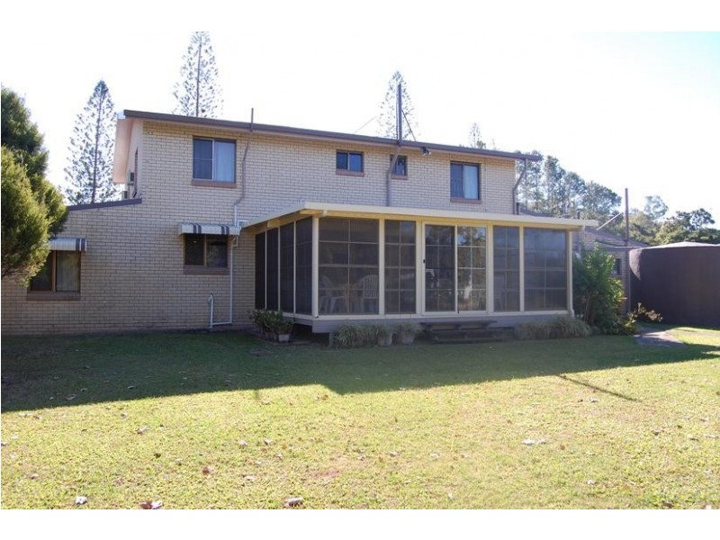 147 Range Road, Sarina QLD 4737