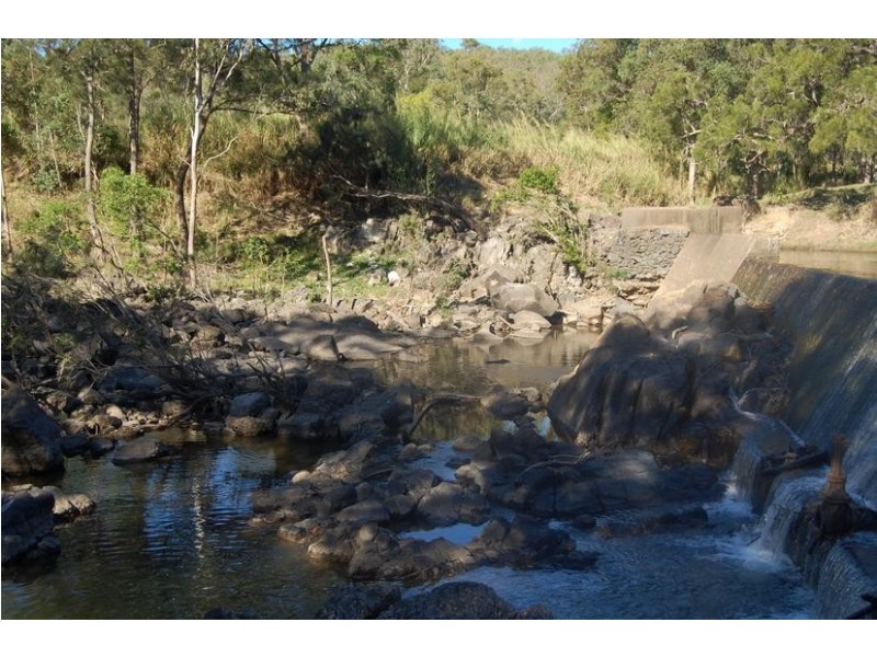 147 Range Road, Sarina QLD 4737