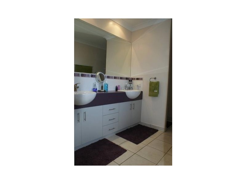 14 Brooksfield Drive, Mackay QLD 4740