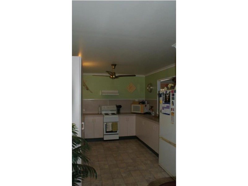 5 Deguara Avenue, Armstrong Beach QLD 4737