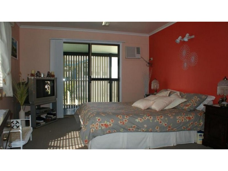 5 Deguara Avenue, Armstrong Beach QLD 4737