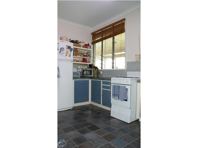 5 Phillips Street, Sarina QLD 4737