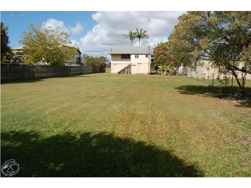 11 Brewers Road, Sarina QLD 4737