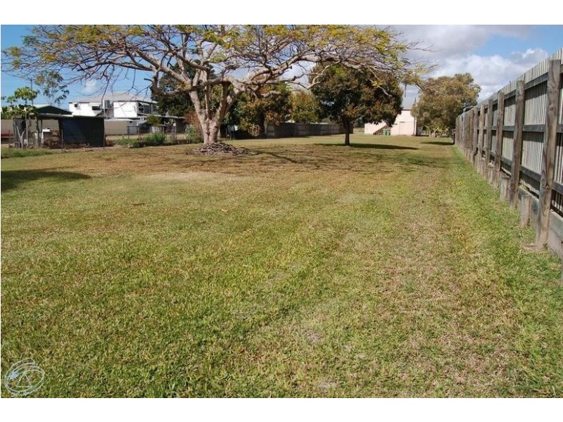 11 Brewers Road, Sarina QLD 4737