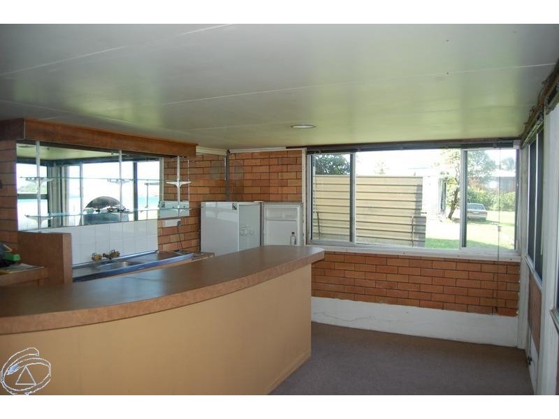 27 McCarthy Street, Hay Point QLD 4740