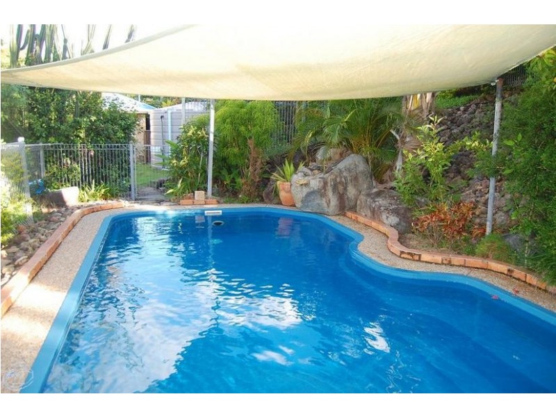 43 Grieshaber Drive, Sarina QLD 4737