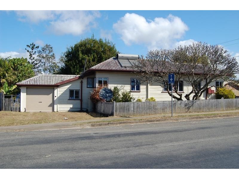 16 Brandon Street, Sarina QLD 4737