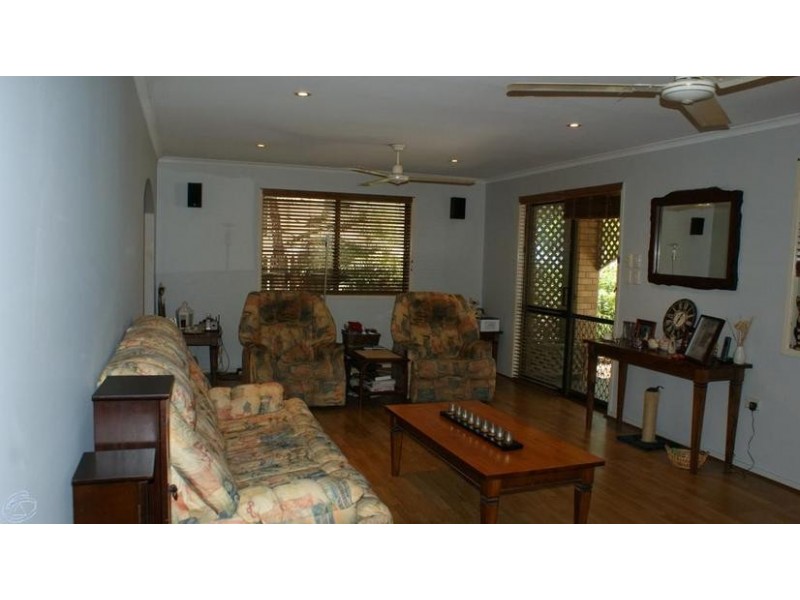 6 Aura Street, Mackay QLD 4740
