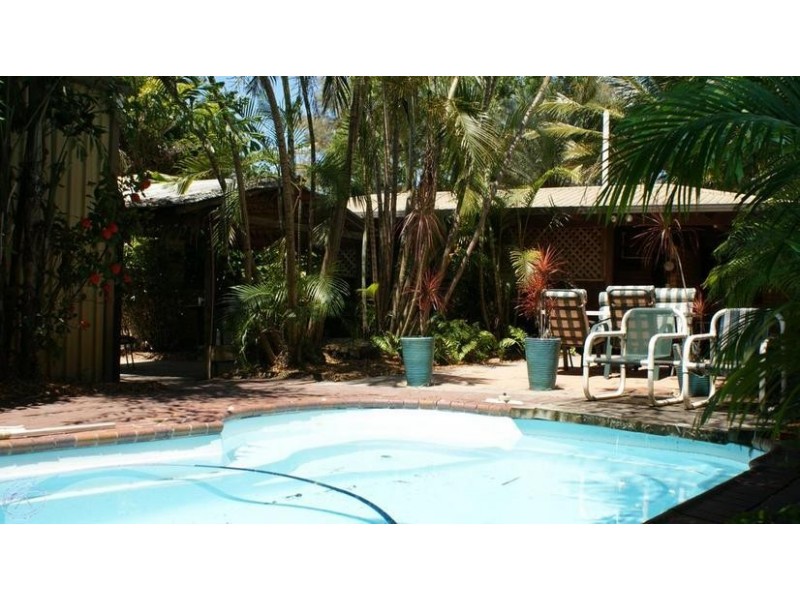 6 Aura Street, Mackay QLD 4740
