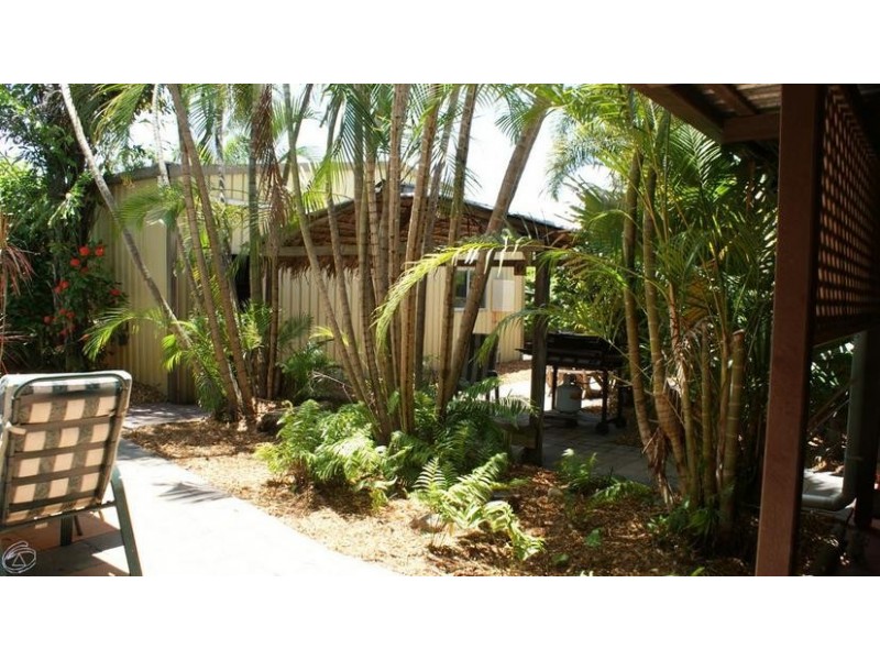 6 Aura Street, Mackay QLD 4740