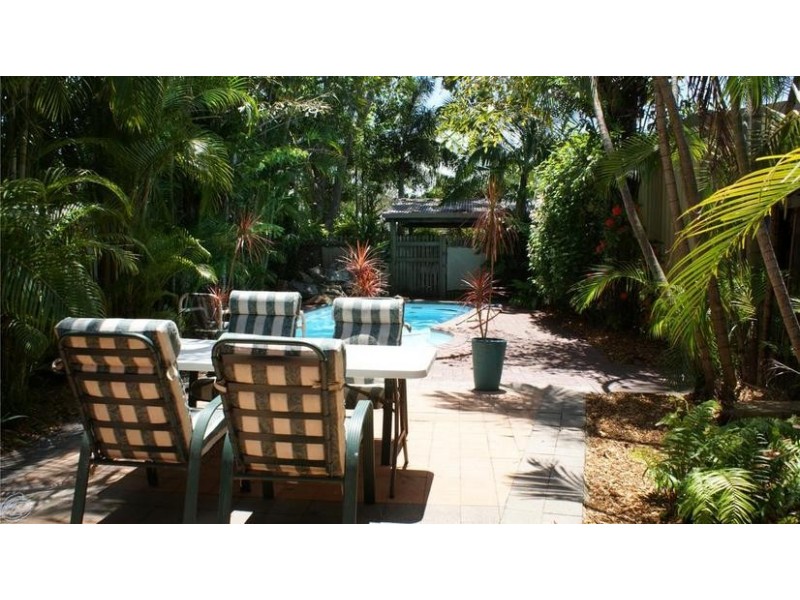 6 Aura Street, Mackay QLD 4740