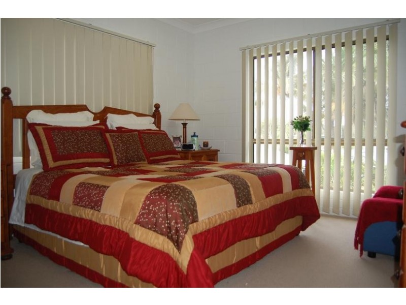3 Inlet Court, Campwin Beach QLD 4737