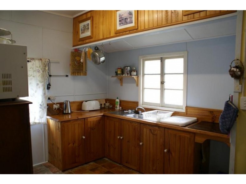 16 Old Bruce Highway, Carmila QLD 4739