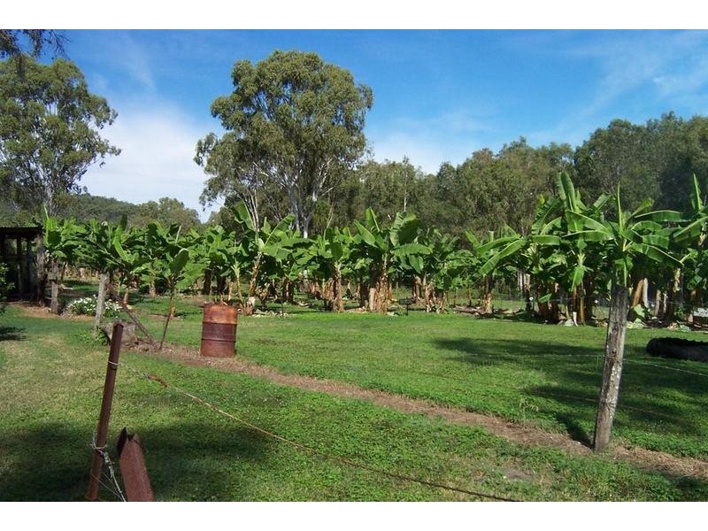 155 Smart Road, Koumala QLD 4738