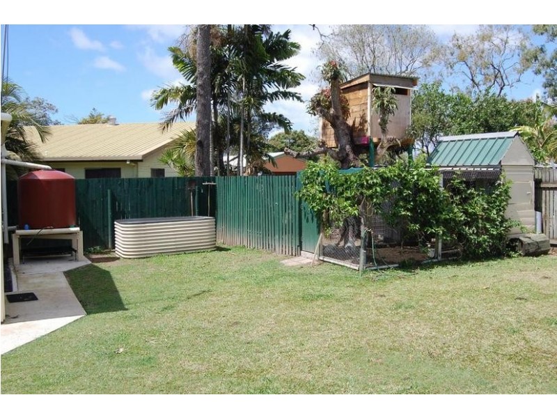 9 Kathleen Street, Sarina QLD 4737