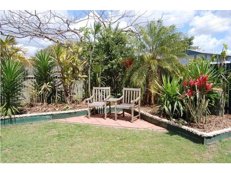 9 Kathleen Street, Sarina QLD 4737
