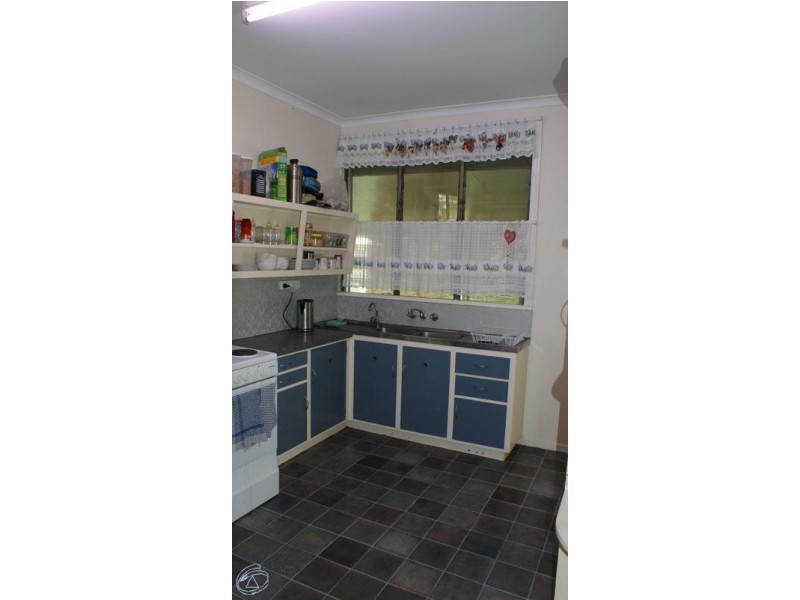 5 Phillip Street, Sarina QLD 4737