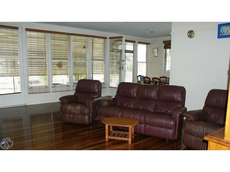 5 Phillip Street, Sarina QLD 4737