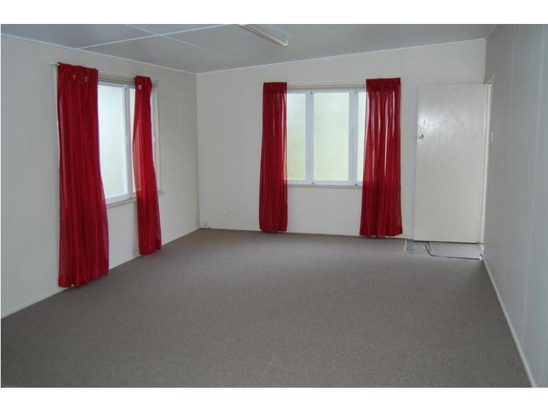 35 Brewer Road, Sarina QLD 4737