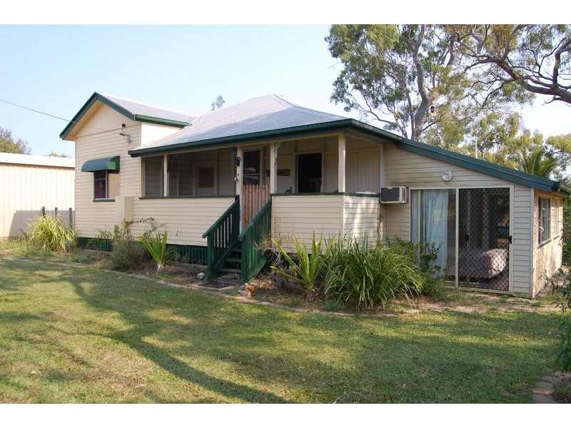 33 Maralyn Avenue, Grasstree Beach QLD 4740