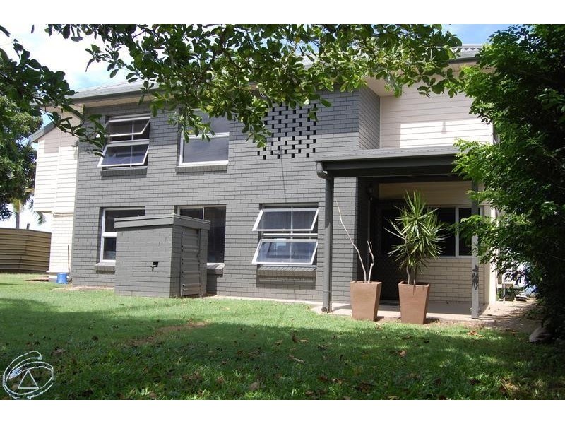 27 McCarthy Street, Hay Point QLD 4740