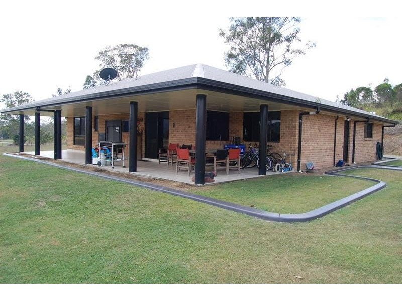 14 Shinfield Road, Sarina QLD 4737