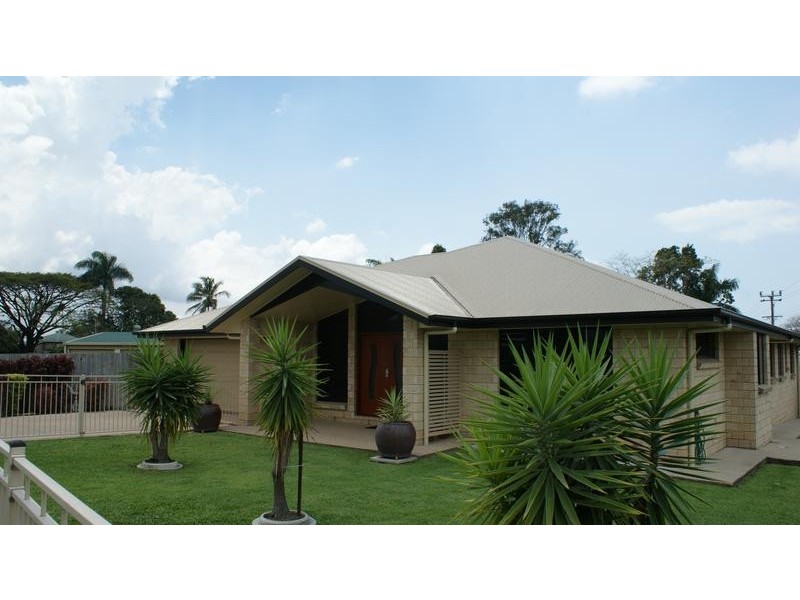 8 Anzac Street, Sarina QLD 4737