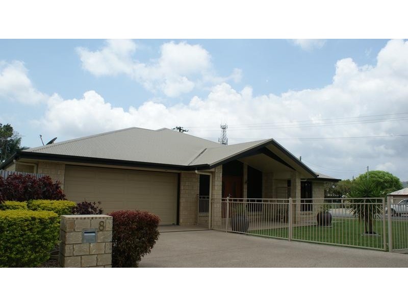 8 Anzac Street, Sarina QLD 4737