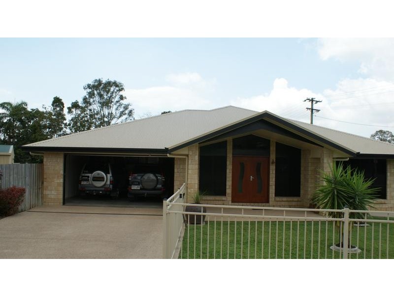 8 Anzac Street, Sarina QLD 4737