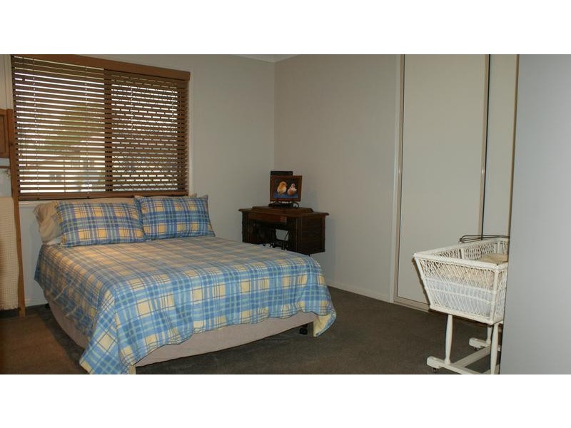 8 Anzac Street, Sarina QLD 4737