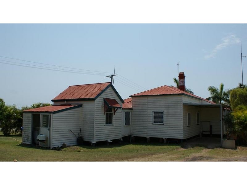 32 Macartney Street, St Lawrence QLD 4707