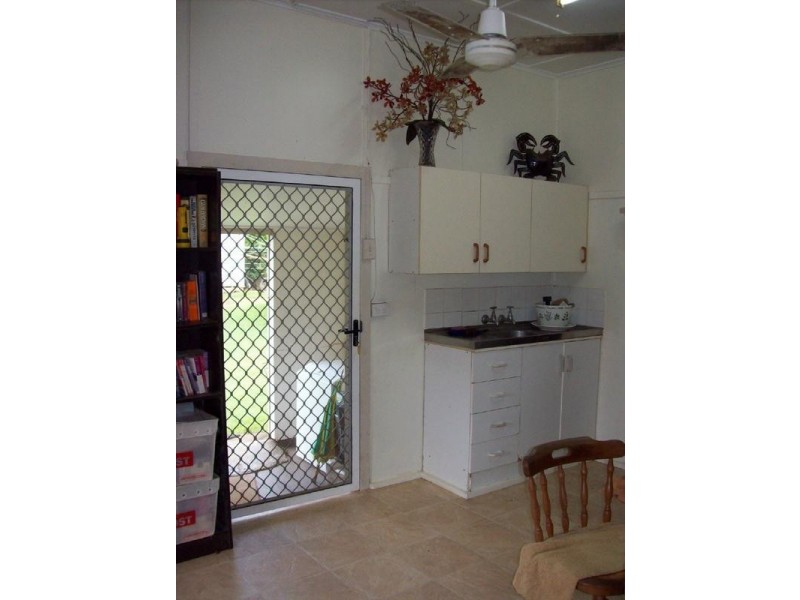 32 Macartney Street, St Lawrence QLD 4707