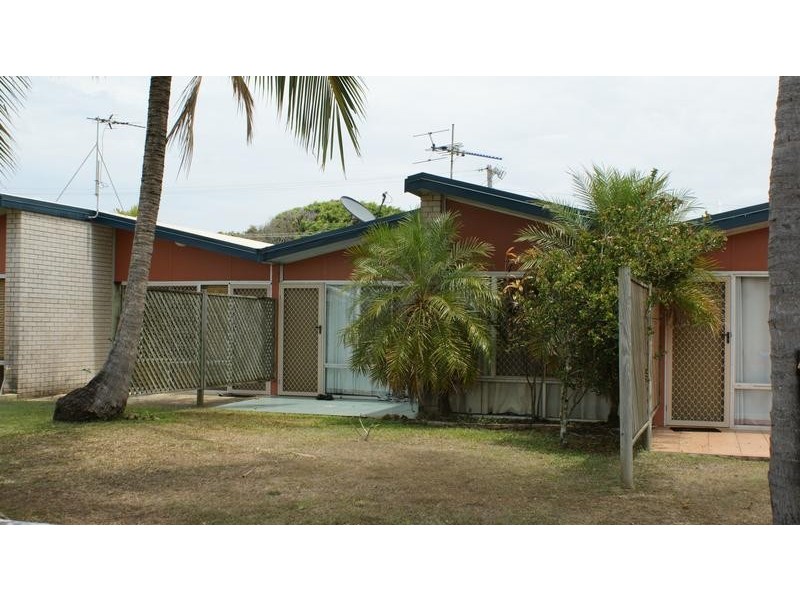 4/47 Owen Jenkins Drive, Sarina Beach QLD 4737