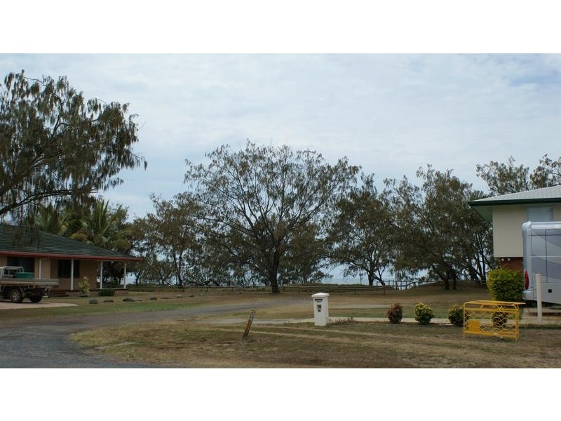 4/47 Owen Jenkins Drive, Sarina Beach QLD 4737