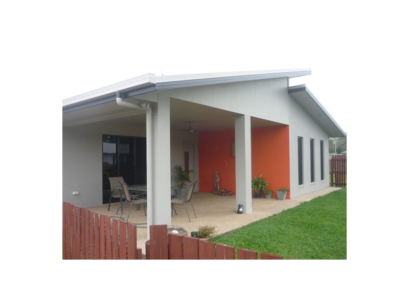 37 Deguara Avenue, Armstrong Beach QLD 4737