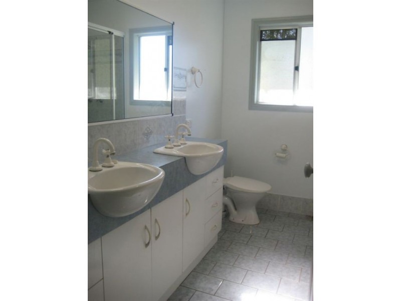 89 Diggings Road, Alligator Creek QLD 4740