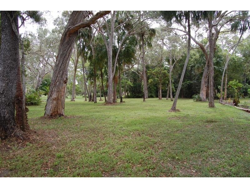 41 Crescent Street, Armstrong Beach QLD 4737