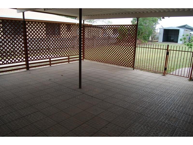 91 Sarina Beach Road, Sarina QLD 4737