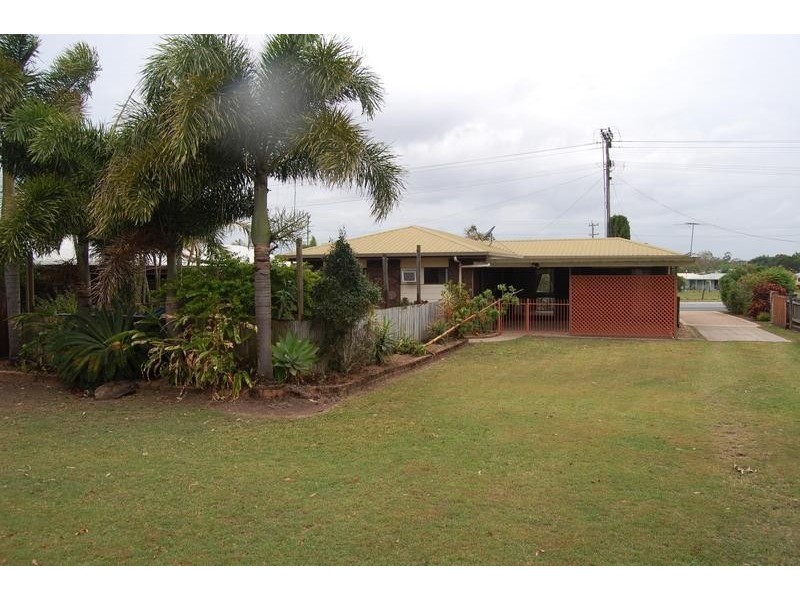 91 Sarina Beach Road, Sarina QLD 4737